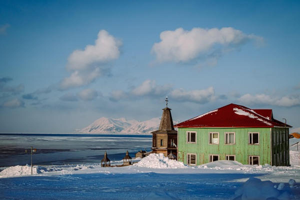 Svalbard e Artico estremo: come vivere un viaggio nel silenzio del Nord in sicurezza